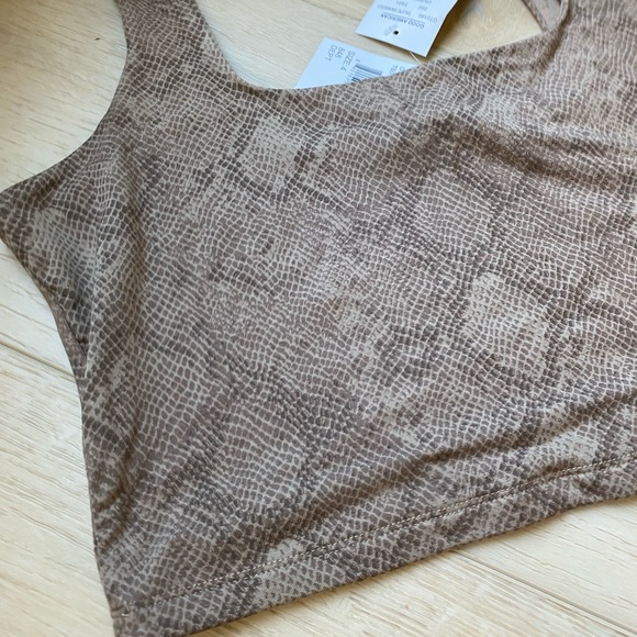 Good American snake skin cropped tank top 4 - Picture 11 of 12